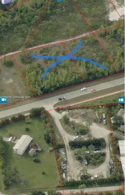 8541 Stringfellow Rd, St James City, FL 33956