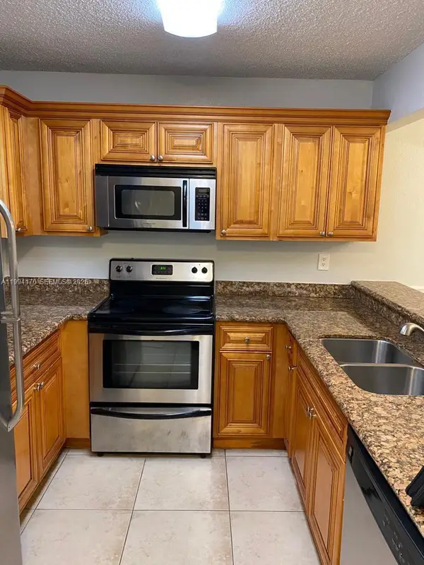 1620 Balfour Point Dr #B, West Palm Beach, FL 33411