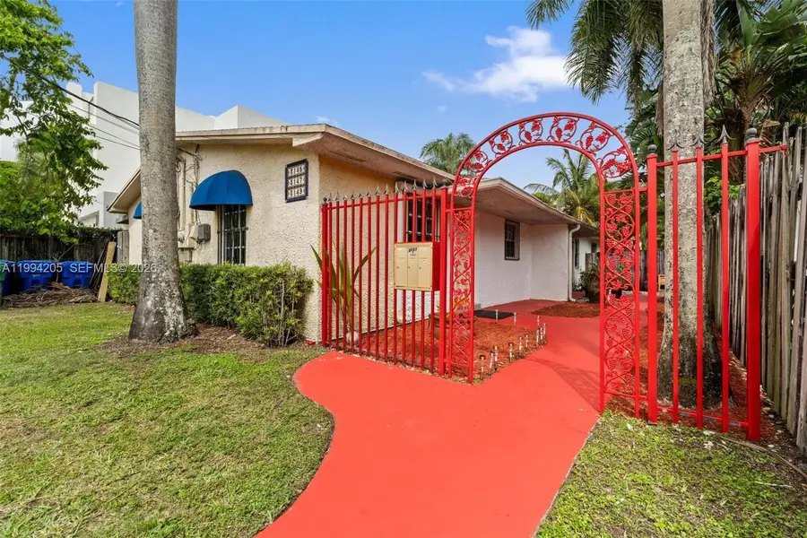 3147 Mcdonald St, Miami, FL 33133 - #2