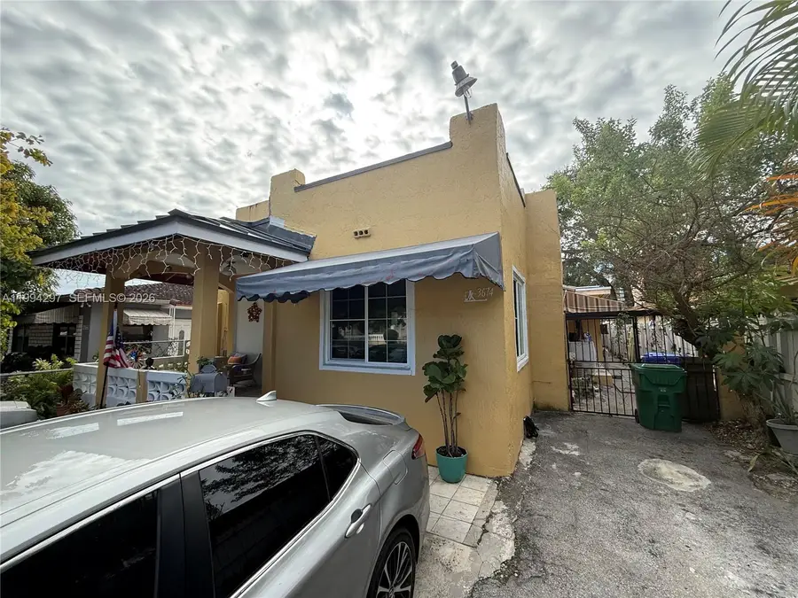 3674 SW 25th St, Miami, FL 33133 - #2