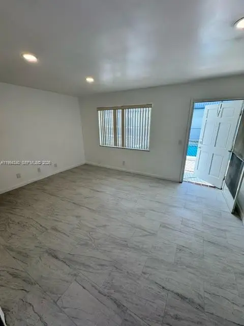 30 SE 4th Ave #109, Hallandale Beach, FL 33009 - #3