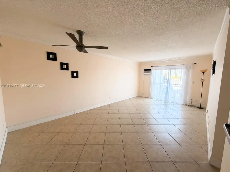 200 S Birch Rd #211, Fort Lauderdale, FL 33316 - #3