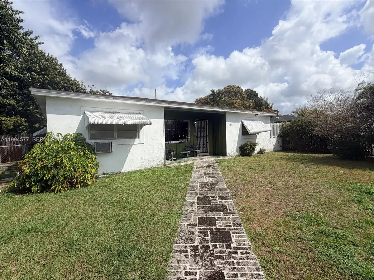 1571 NW 132nd St, Miami, FL 33167 - #1