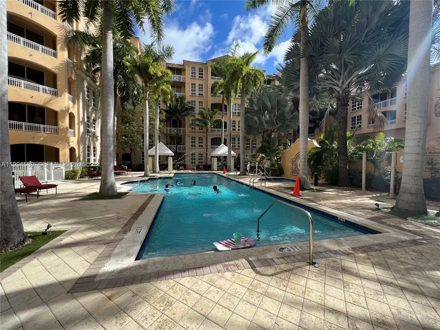 3001 NE 185th St #122, Aventura, FL 33180 - #3