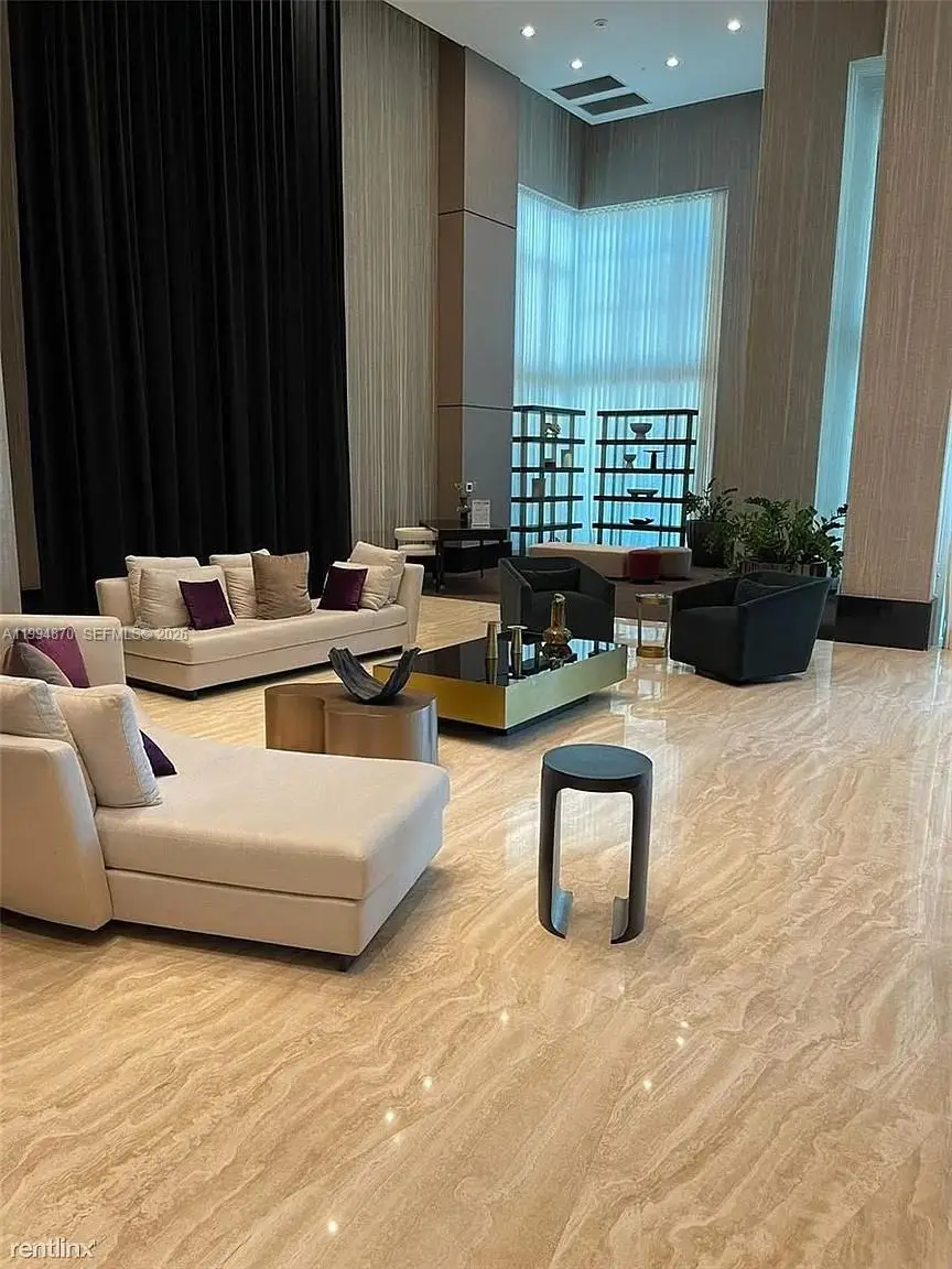 Address Withheld By Seller, Miami, FL 33131 - #3