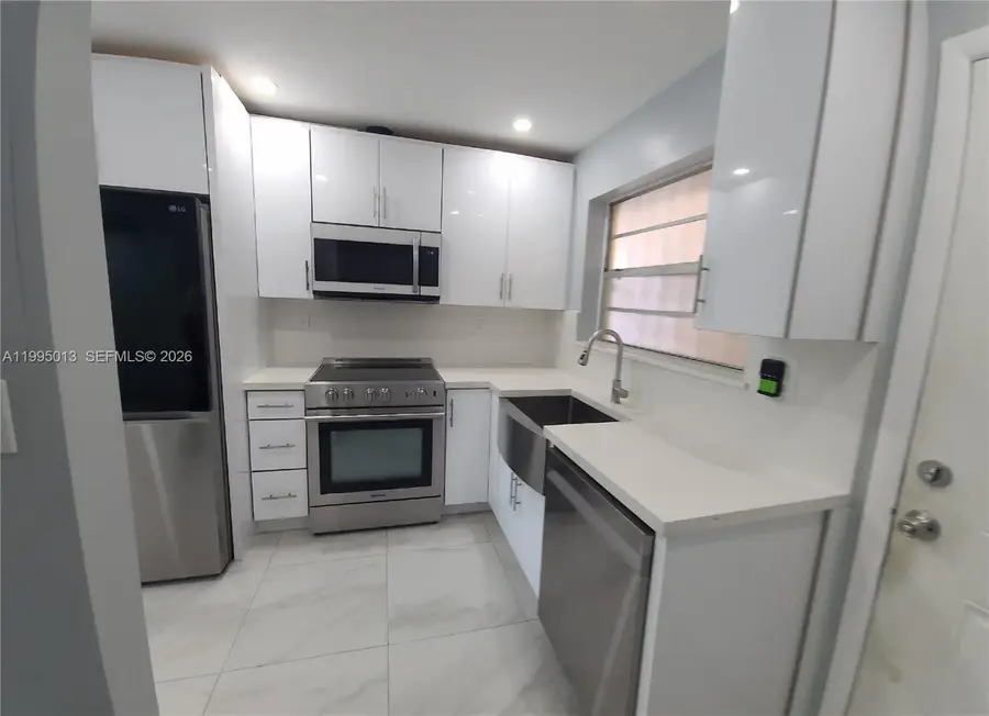 453 SW 2nd St #306C, Miami, FL 33130 - #2