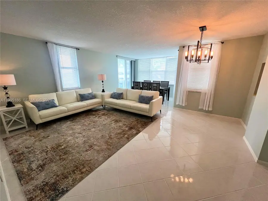 3015 N Ocean Blvd #4L, Fort Lauderdale, FL 33308 - #2