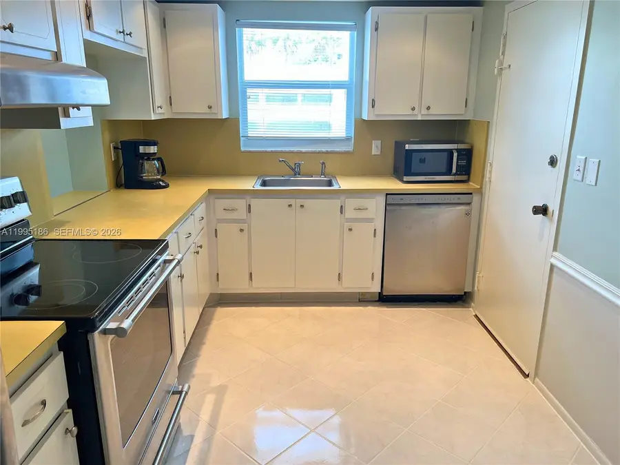 3015 N Ocean Blvd #4L, Fort Lauderdale, FL 33308 - #3