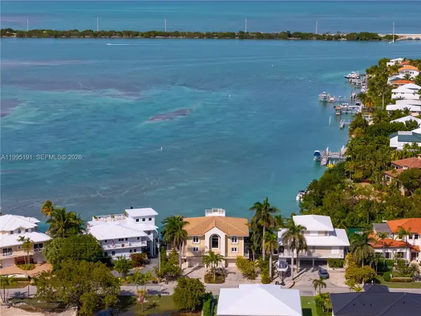 226 Corsair Rd, Duck, FL 33050