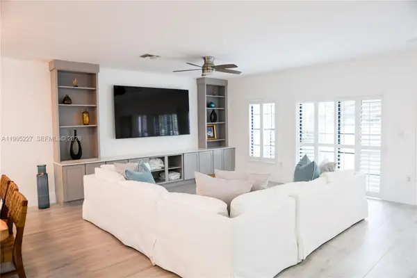 2948 Hidden Harbour Ct, Dania Beach, FL 33312