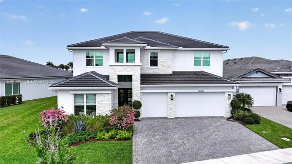 12249 Waterstone Cir, Palm Beach Gardens, FL 33412