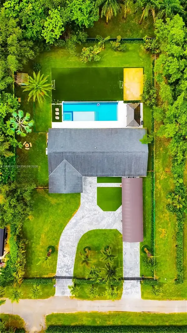 18840 SW 218th St, Miami, FL 33170