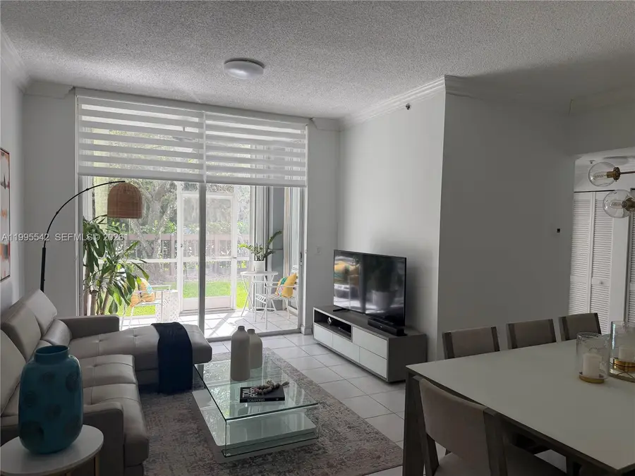 9725 NW 52nd St #111, Doral, FL 33178 - #2