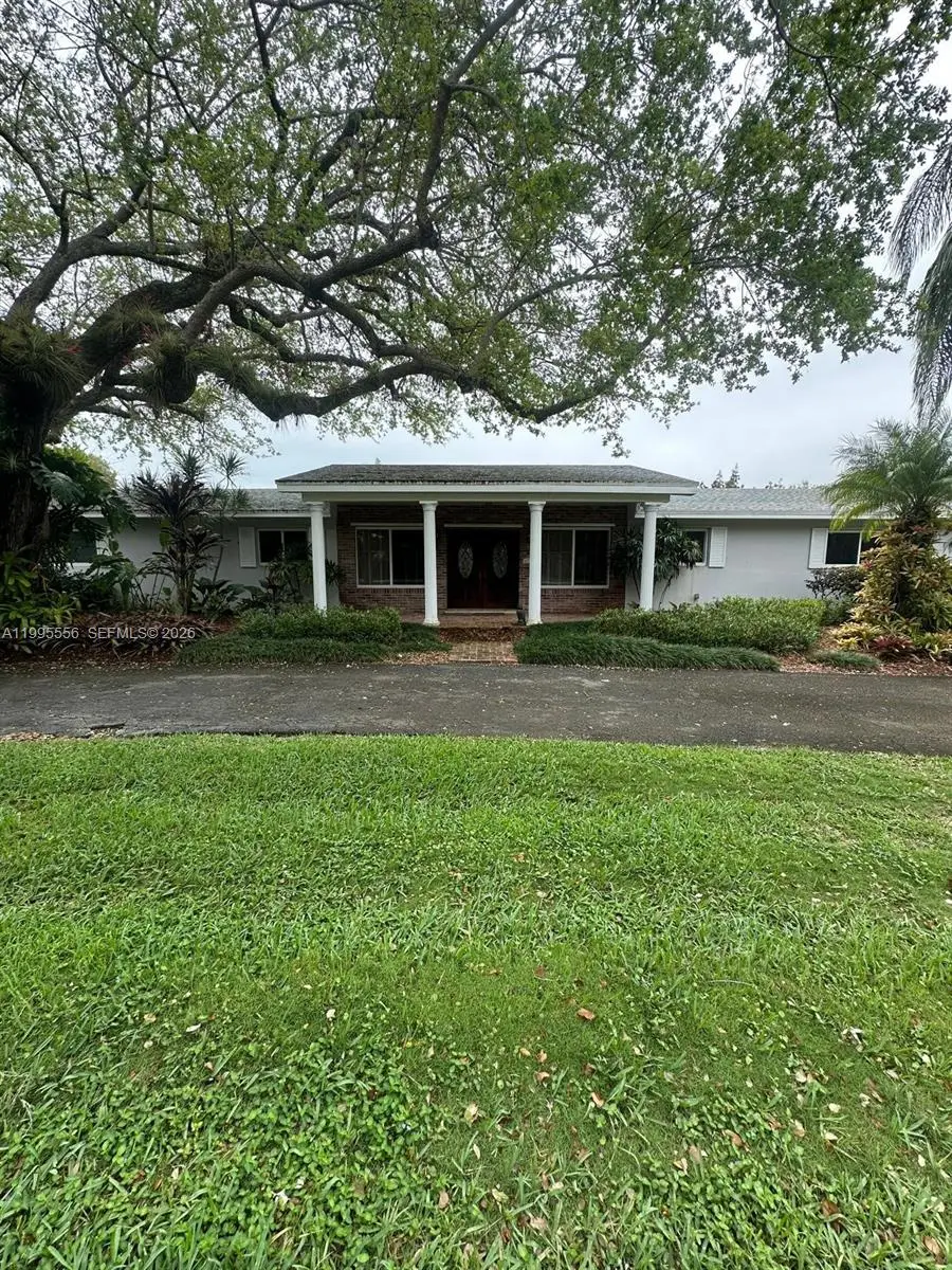 6740 SW 144th St, Palmetto Bay, FL 33158 - #2