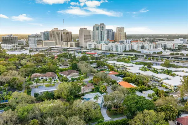 9200 SW 70th Ave, Pinecrest, FL 33156