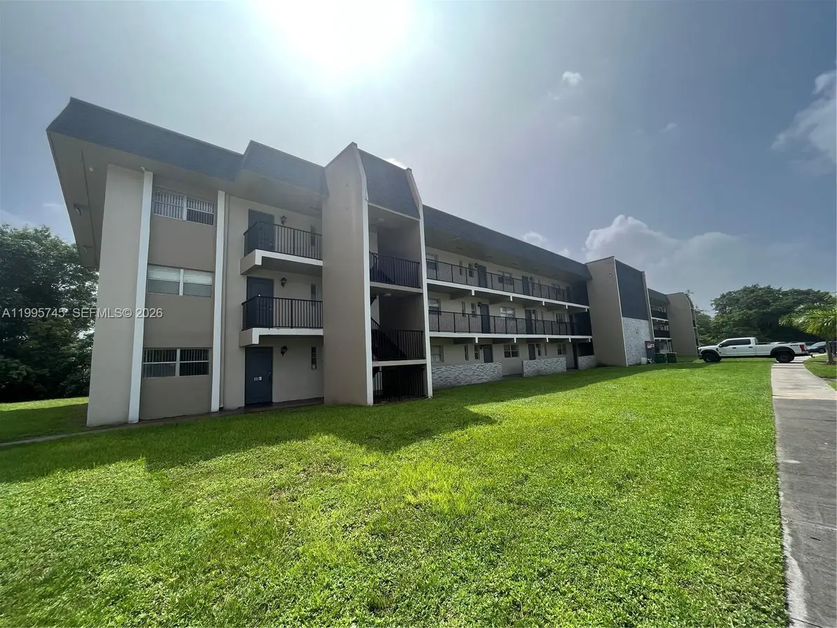 7820 S Colony Cir S #301, Tamarac, FL 33321 - #1