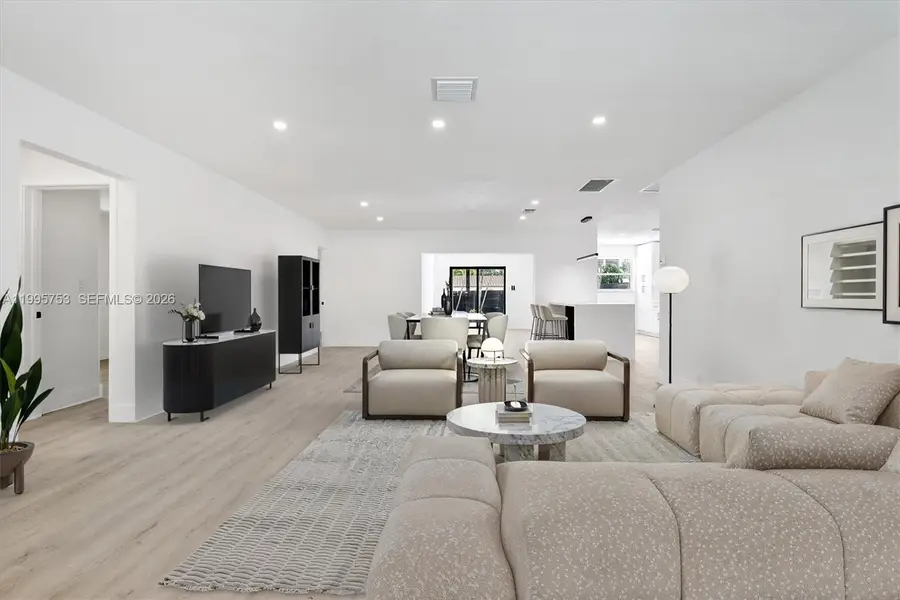 2704 Cleveland St, Hollywood, FL 33020 - #3