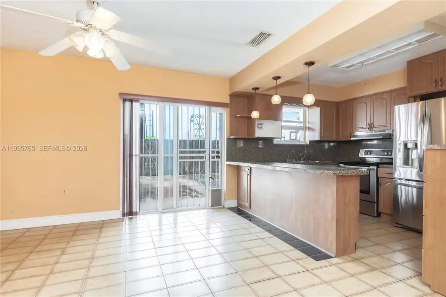450 SW 92nd Ave #1, Miami, FL 33174 - #3