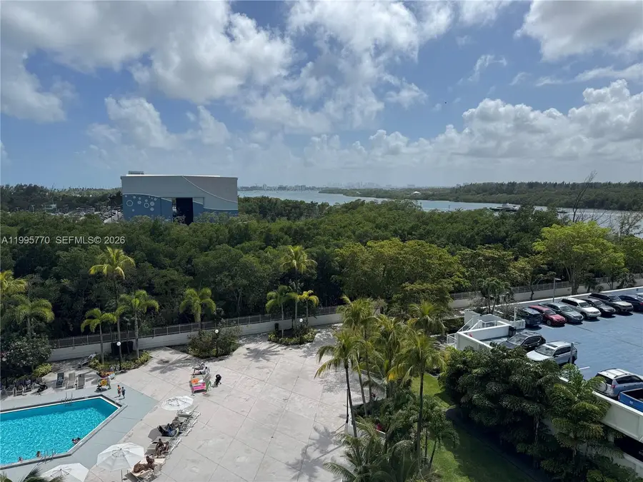 100 Bayview Dr #725, Sunny Isles Beach, FL 33160 - #3