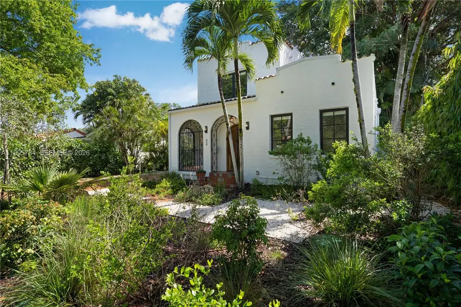 919 Lisbon St, Coral Gables, FL 33134 - #3