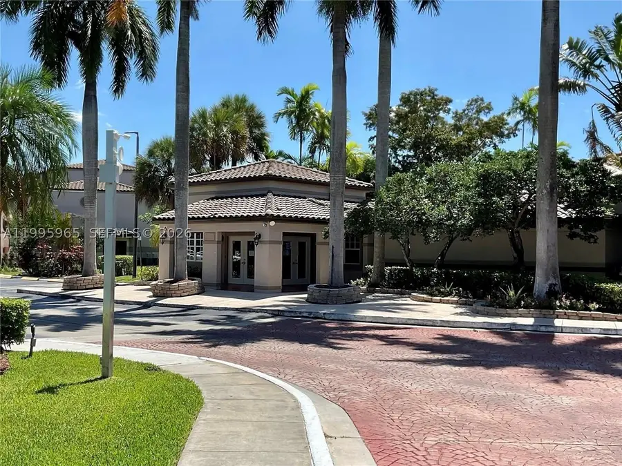 9998 Nob Hill Pl #9998, Sunrise, FL 33351 - #2