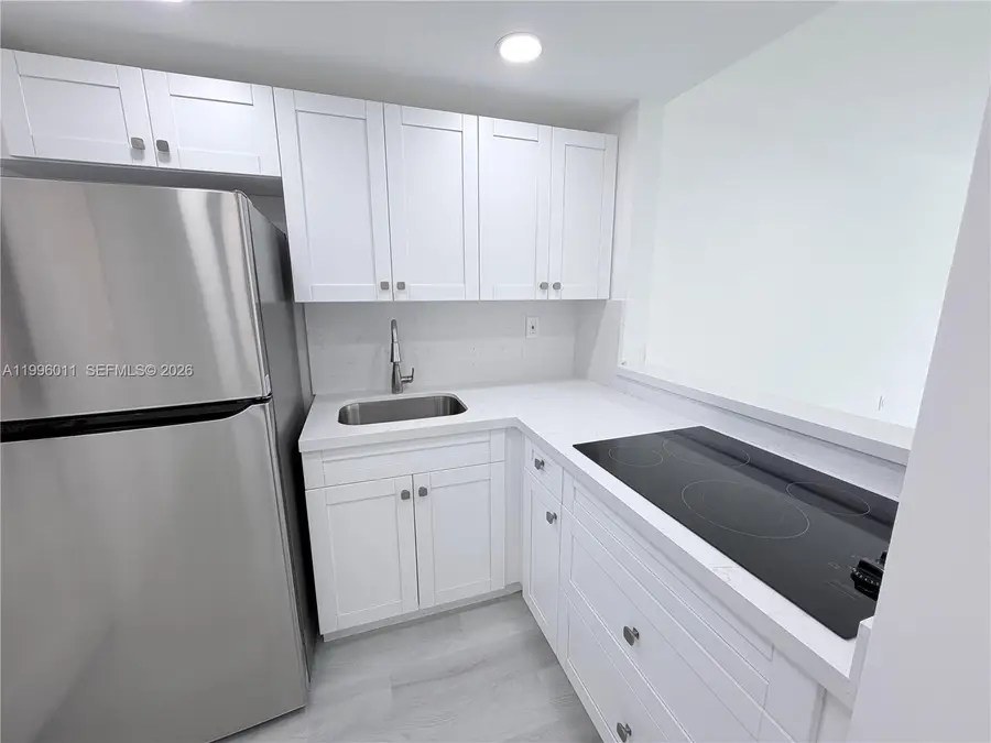 2980 Point East Dr #D112, Aventura, FL 33160 - #2