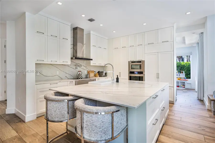 3703 NE 199th St, Aventura, FL 33180 - #3