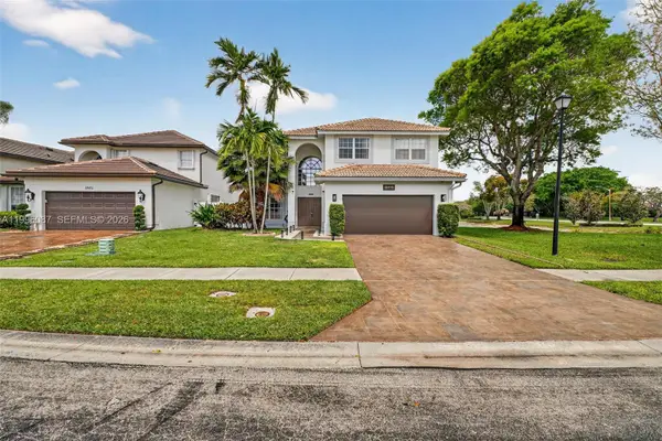 18498 E Covington Trce, Boca Raton, FL 33498