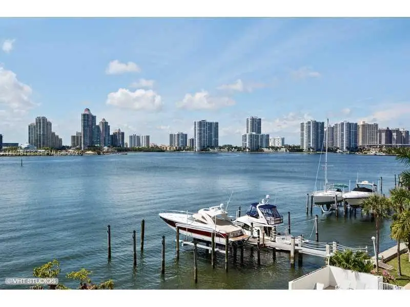 17878 N Bay Rd #307, Sunny Isles Beach, FL 33160 - #2