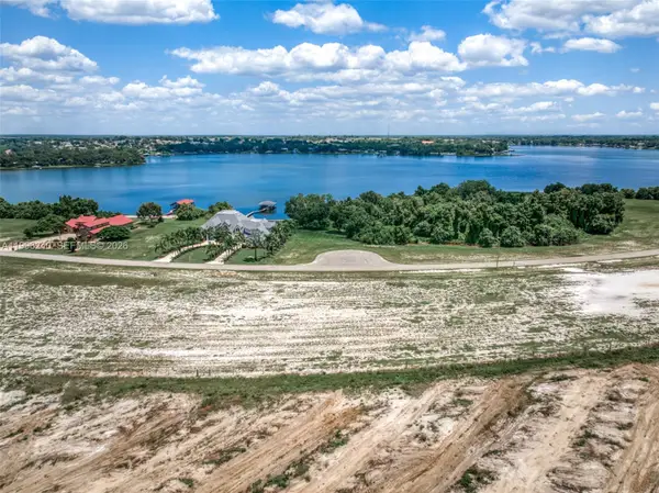 491 Sunset Point Dr Lake Placid, Other, FL 33852