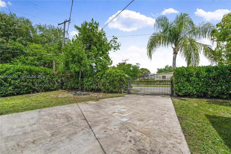 180 Seaman Ave, Opa Locka, FL 33054 - #3