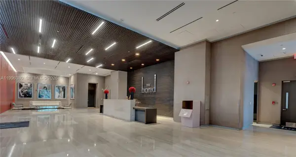 1080 Brickell Ave #1801, Miami, FL 33131