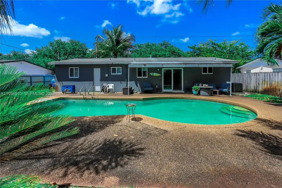 401 N 72nd Ave, Hollywood, FL 33024 - #2
