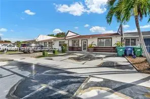 4255 SW 69 Ave, Miami, FL 33155 - #2