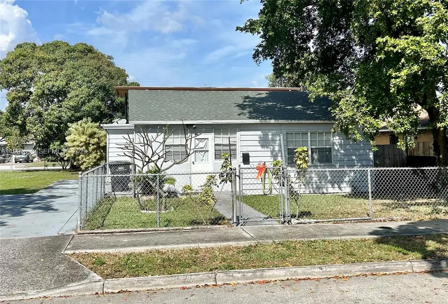 940 Charles St, West Palm Beach, FL 33401 - #2