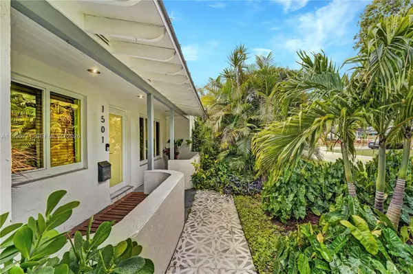 1501 NE 35th St, Oakland Park, FL 33334