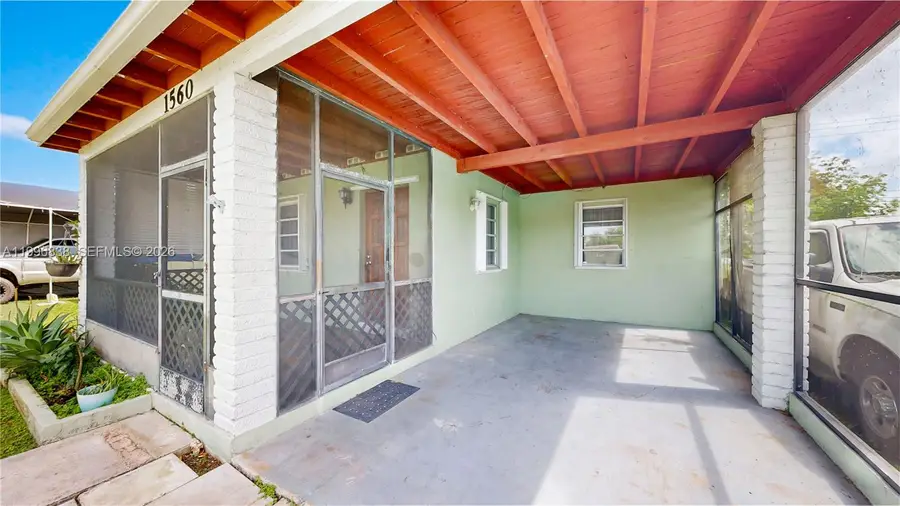 1560 NE 12th St, Homestead, FL 33033 - #2