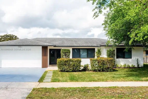 7951 SW 30th St, Davie, FL 33328