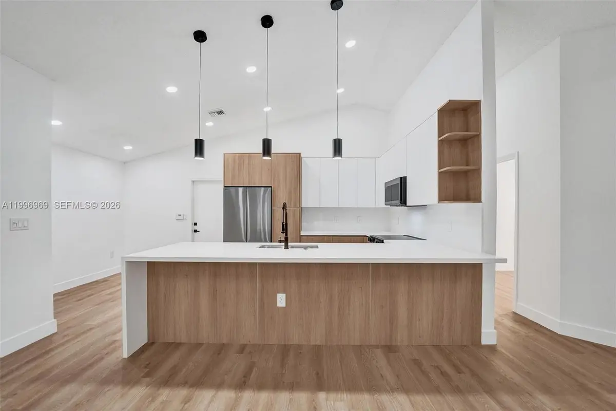 10153 NW 3rd Ct, Plantation, FL 33324 - #1