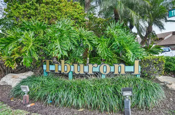 6924 Tiburon Cir #128, Boca Raton, FL 33433
