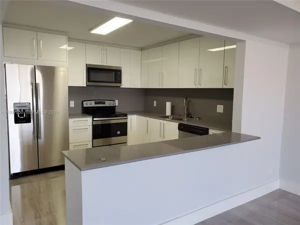 13499 Biscayne Blvd #1105, North Miami, FL 33181