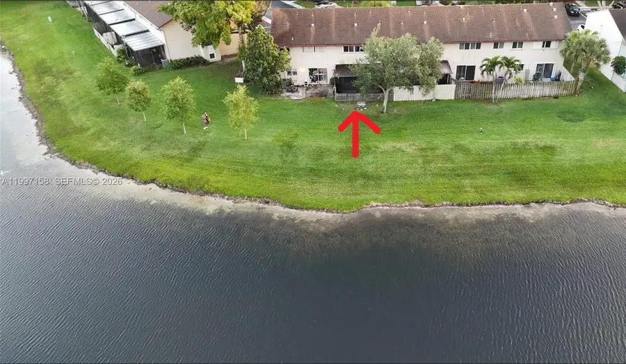 9803 NW 37th St, Sunrise, FL 33351 - #2