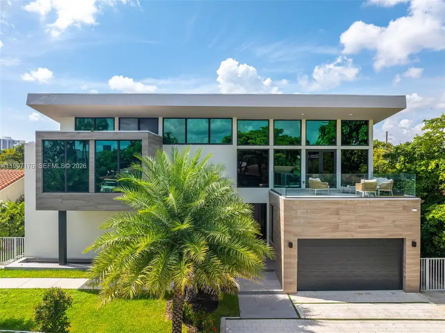 521 Holiday Dr, Hallandale Beach, FL 33009 - #3