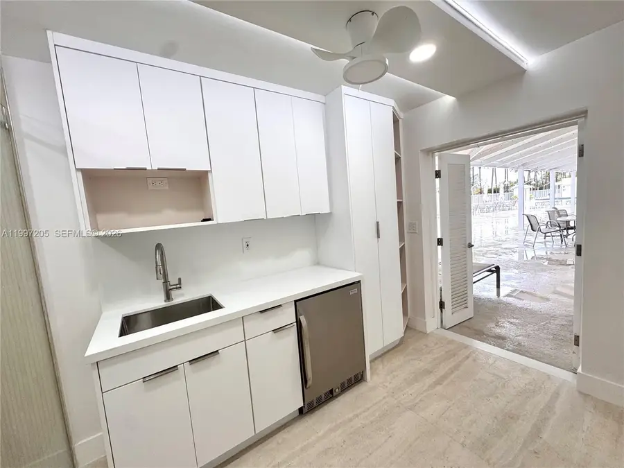 2899 Collins Ave #6, Miami Beach, FL 33140 - #2