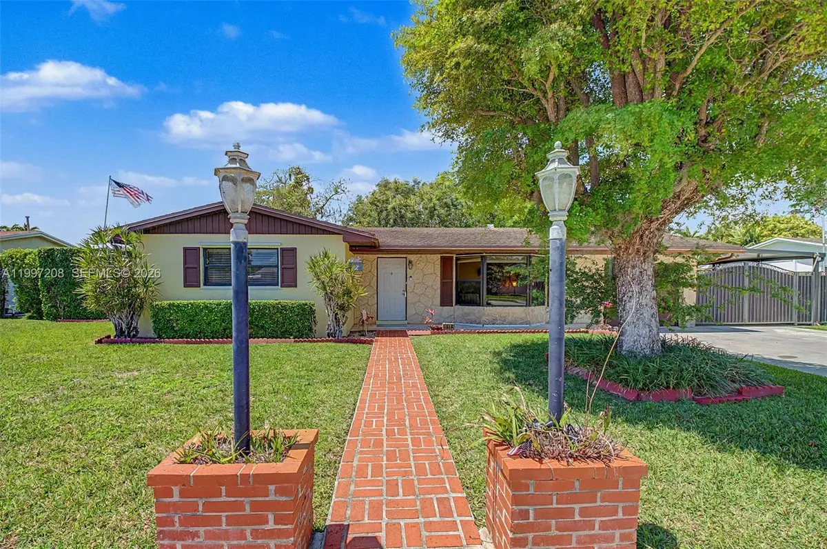 7916 SW 140th Ave, Miami, FL 33183 - #1
