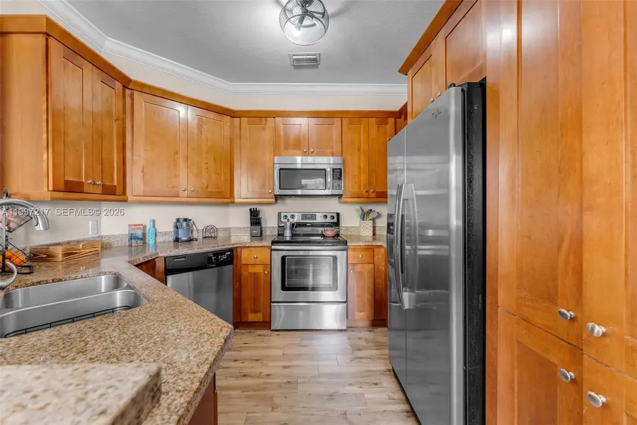 10012 NW 7th St #206, Miami, FL 33172 - #2