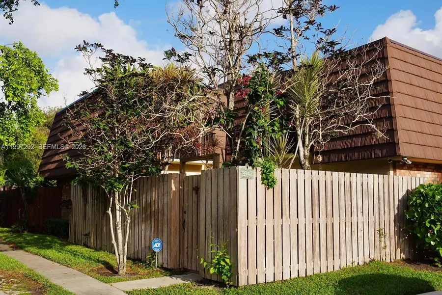 3943 August Dr, Lake Worth, FL 33461 - #2