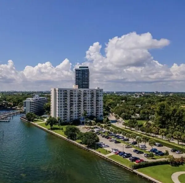 880 NE 69th St #11M, Miami, FL 33138