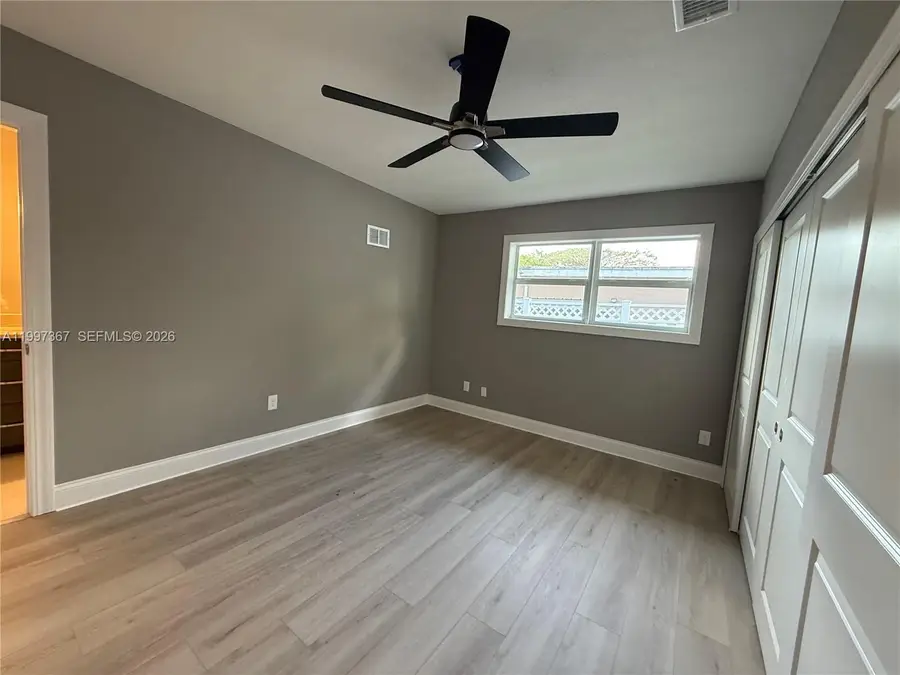 410 SW 56th Ave, Plantation, FL 33317 - #3