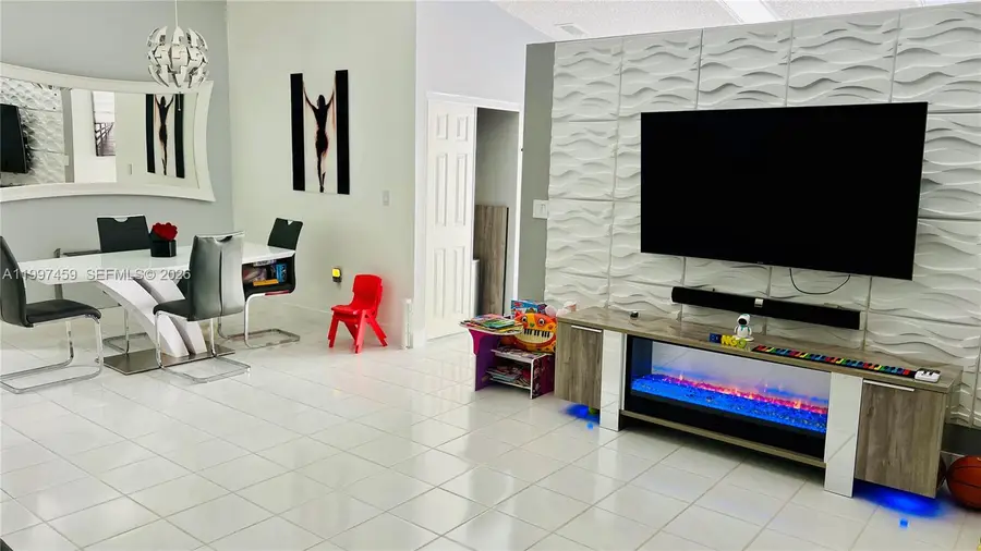 18901 NW 77th Ct, Hialeah, FL 33015 - #3